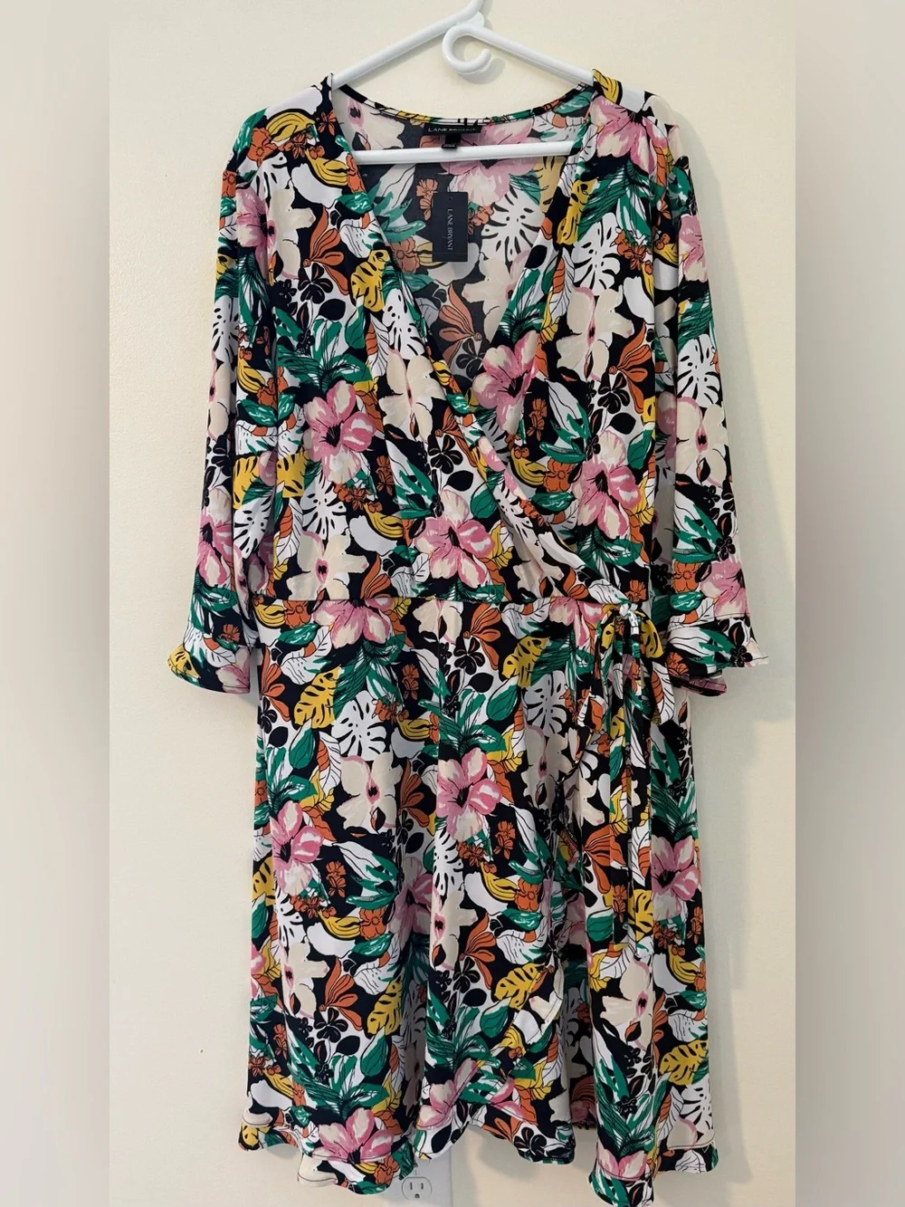NWT Lane Bryant Floral Faux Wrap Dress Tie Waist Sz 22/24 - Picture 14 of 14
